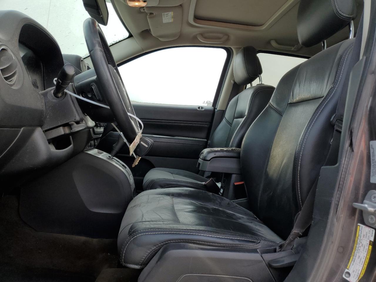 2017 Jeep Compass Latitude VIN: 1C4NJCEA2HD153182 Lot: 63346644