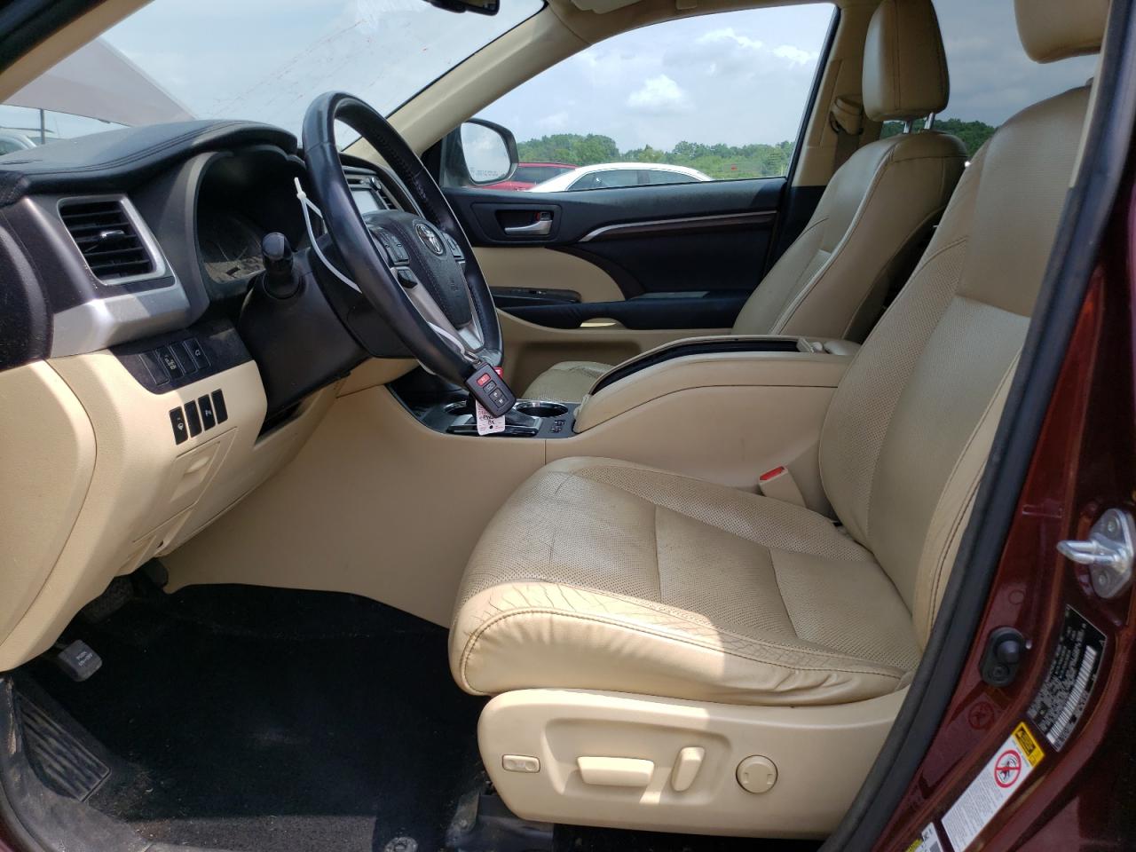 2015 Toyota Highlander Limited VIN: 5TDDKRFH9FS211572 Lot: 64589184