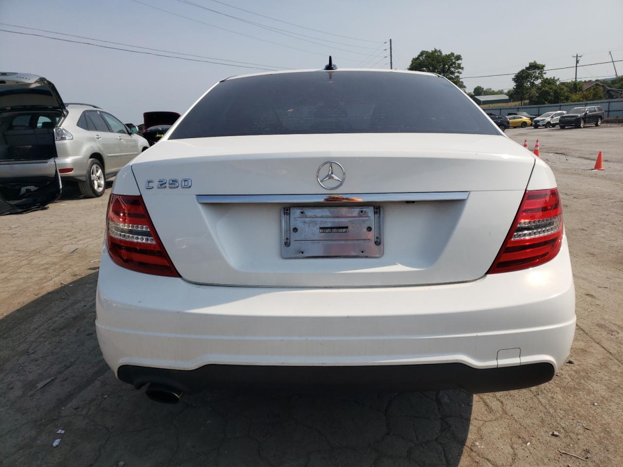 2013 Mercedes-Benz C 250 VIN: WDDGF4HB3DR268722 Lot: 63305054