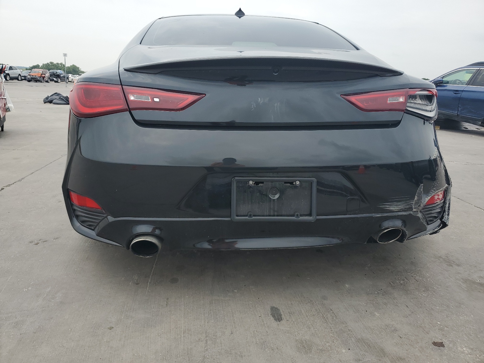 JN1EV7EL0HM551135 2017 Infiniti Q60 Premium