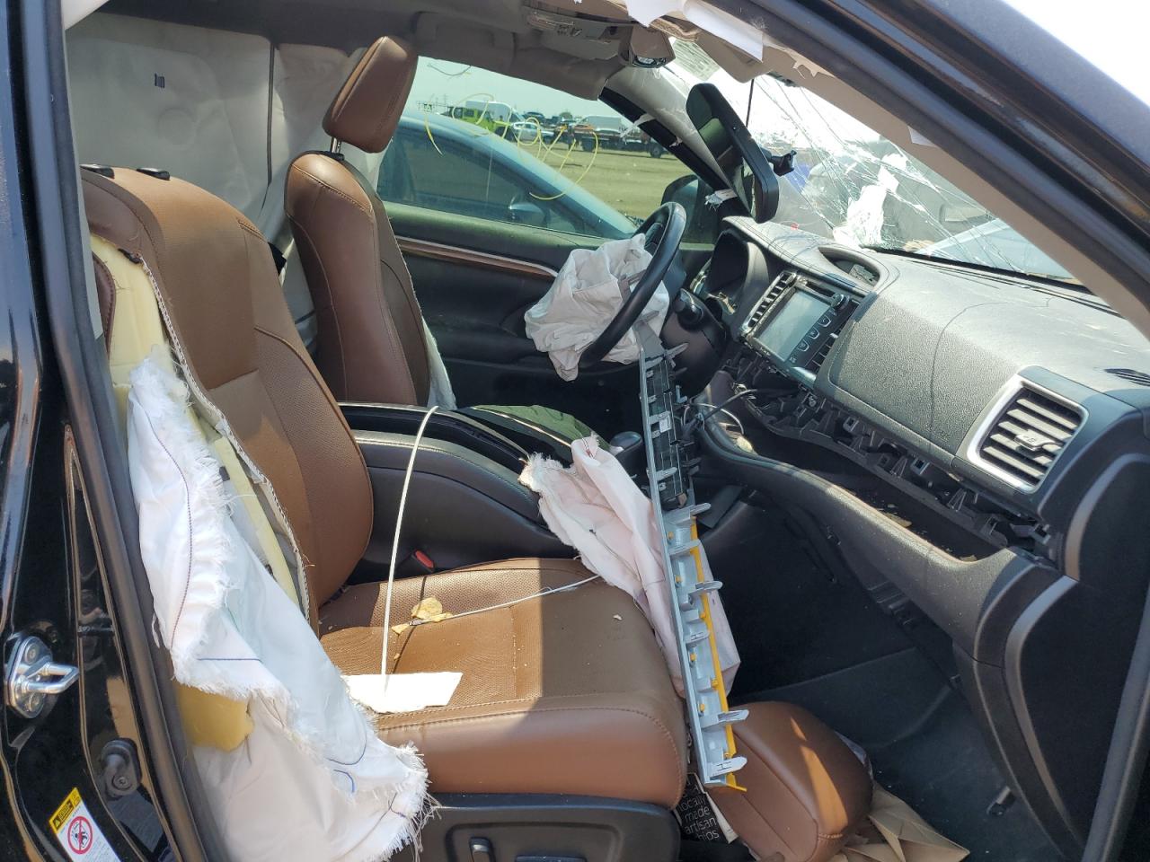 2018 Toyota Highlander Limited VIN: 5TDDZRFHXJS805835 Lot: 62518424