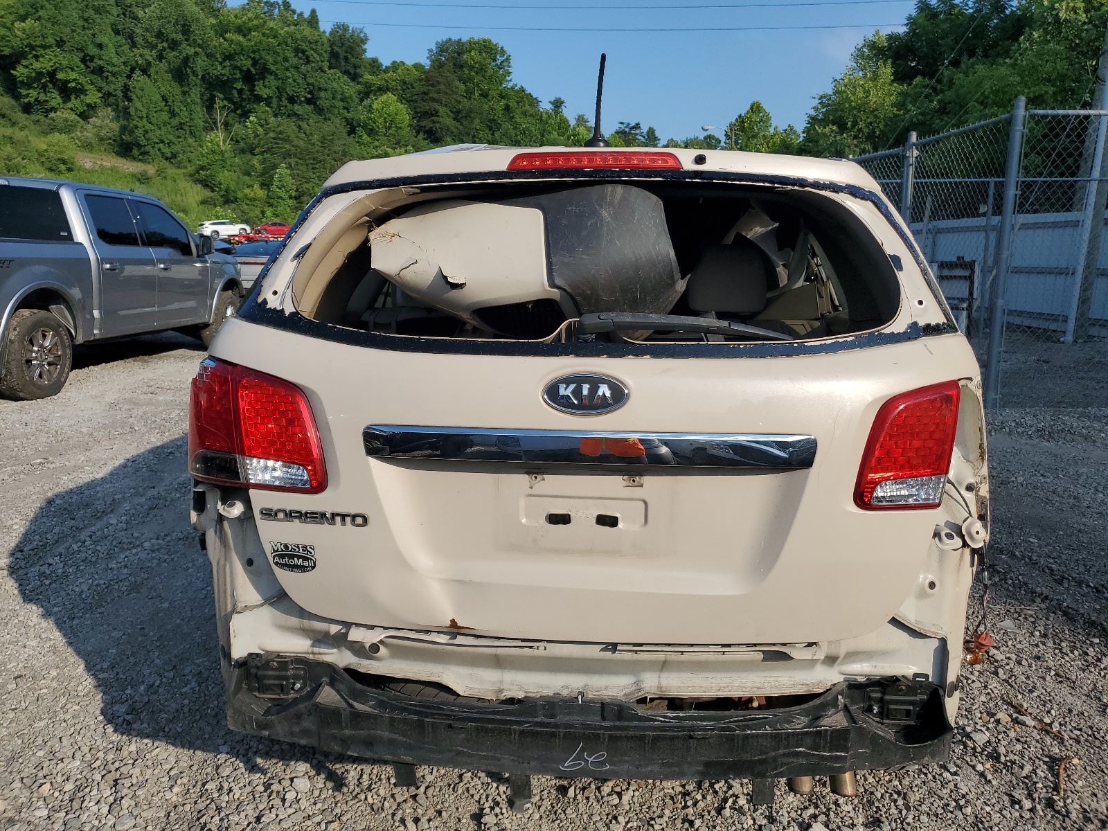5XYKT3A13CG202029 2012 Kia Sorento Base