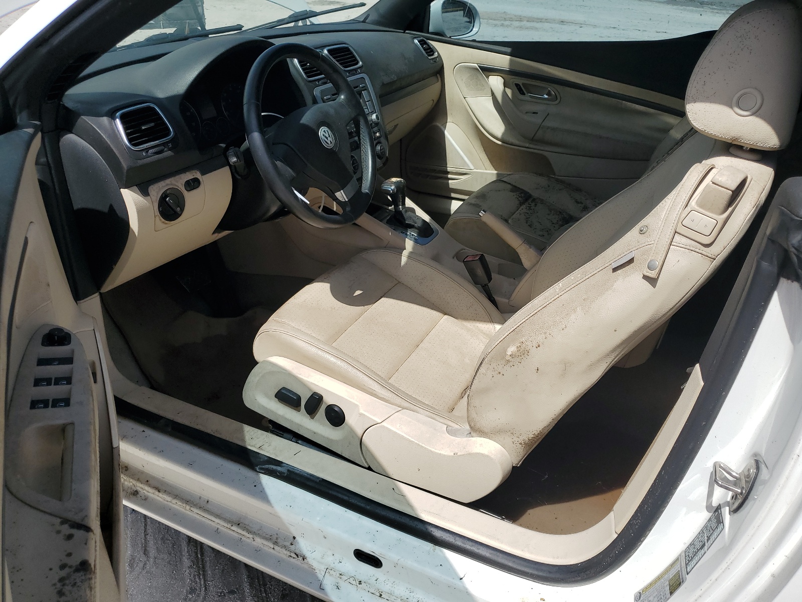 WVWBA71FX8V022300 2008 Volkswagen Eos Turbo