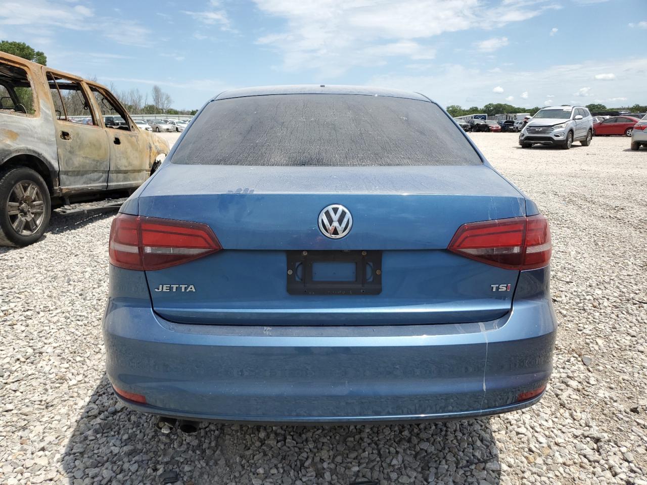 3VW2B7AJXJM242650 2018 Volkswagen Jetta S