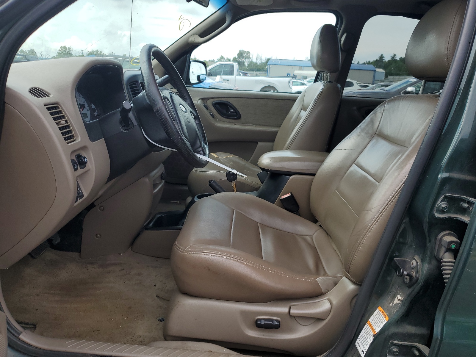 1FMYU04142KC31657 2002 Ford Escape Xlt