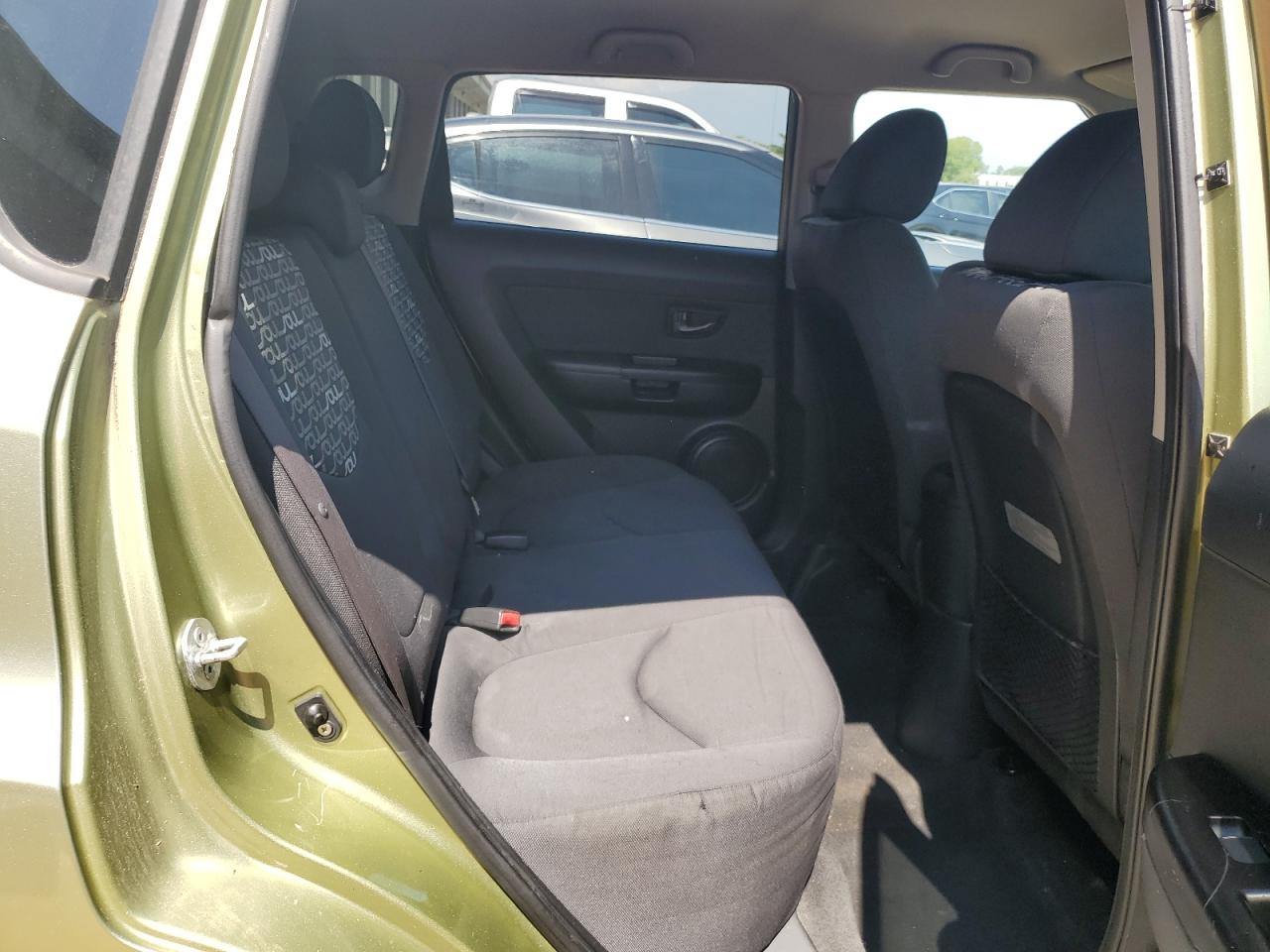 2011 Kia Soul + VIN: KNDJT2A24B7258488 Lot: 63073744