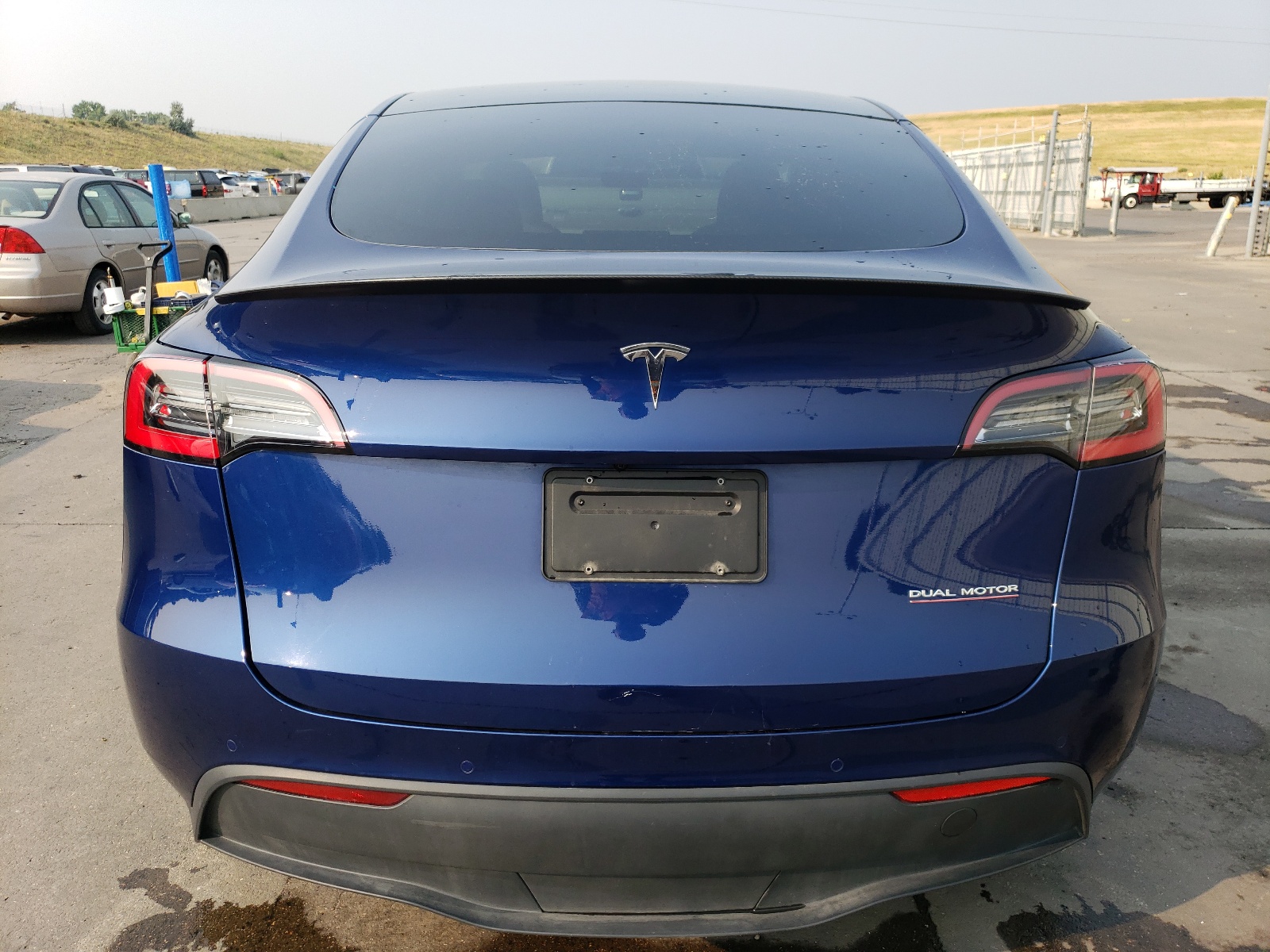 5YJYGDEF1MF073050 2021 Tesla Model Y