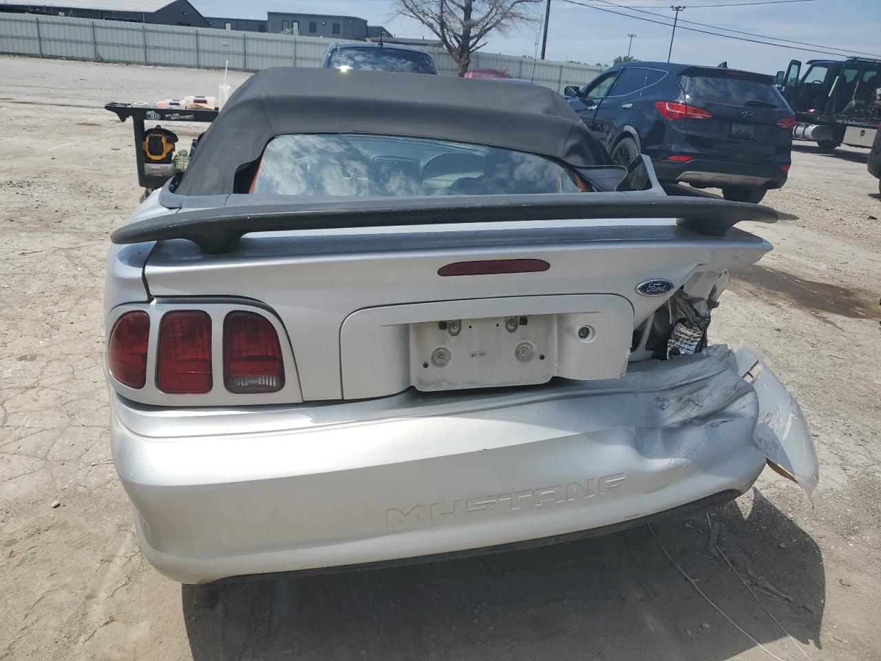 1998 Ford Mustang VIN: 1FAFP4440WF115705 Lot: 62065704