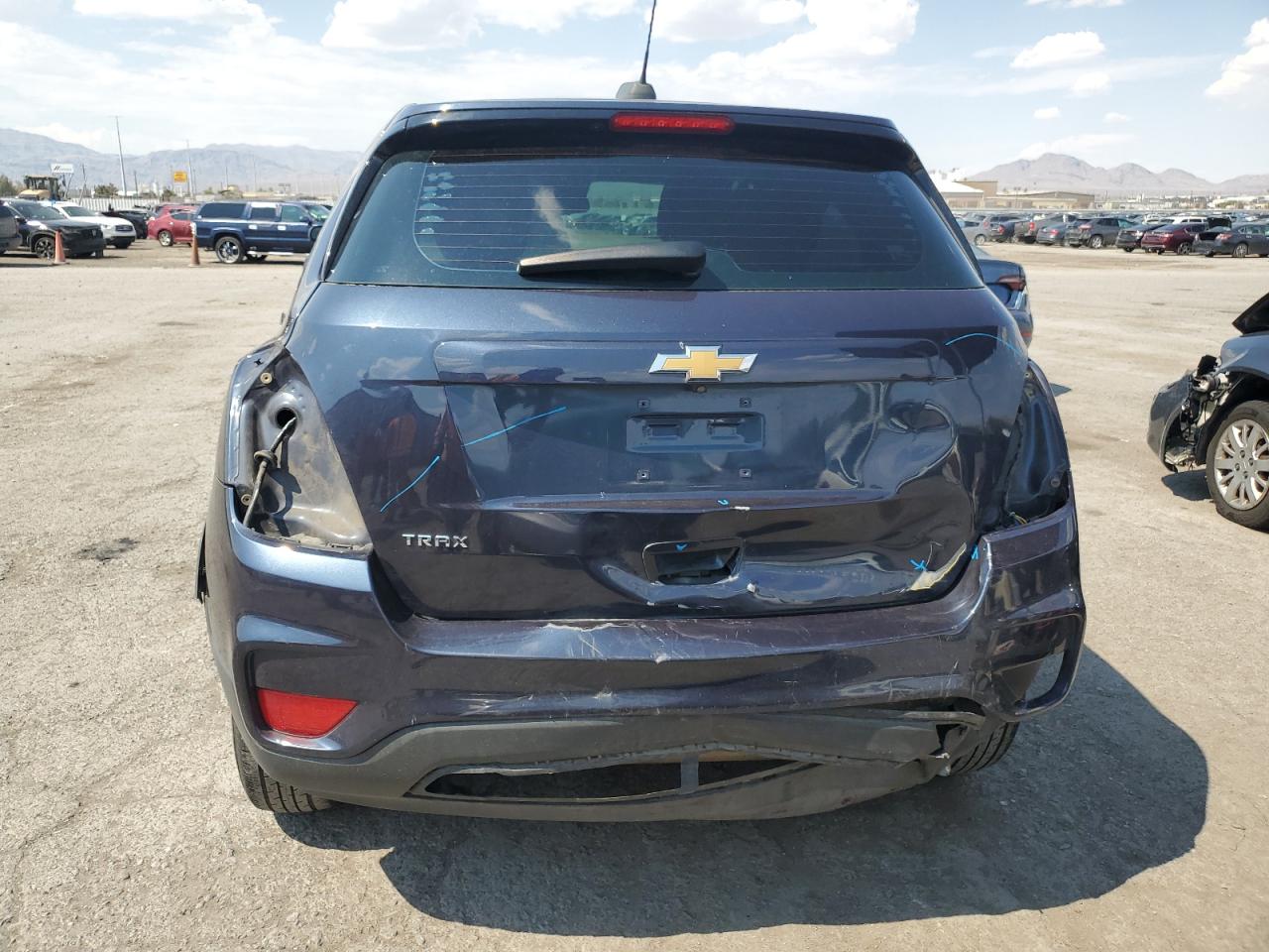 VIN 3GNCJKSB6KL159199 2019 CHEVROLET TRAX no.6