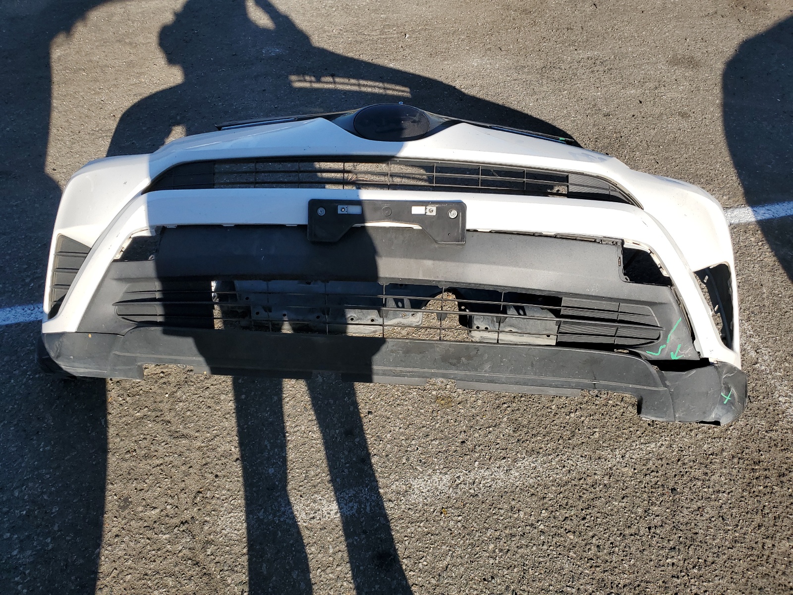 2T3ZFREV8HW402726 2017 Toyota Rav4 Le