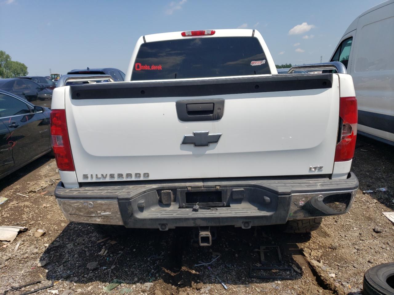 2007 Chevrolet Silverado - Image 6