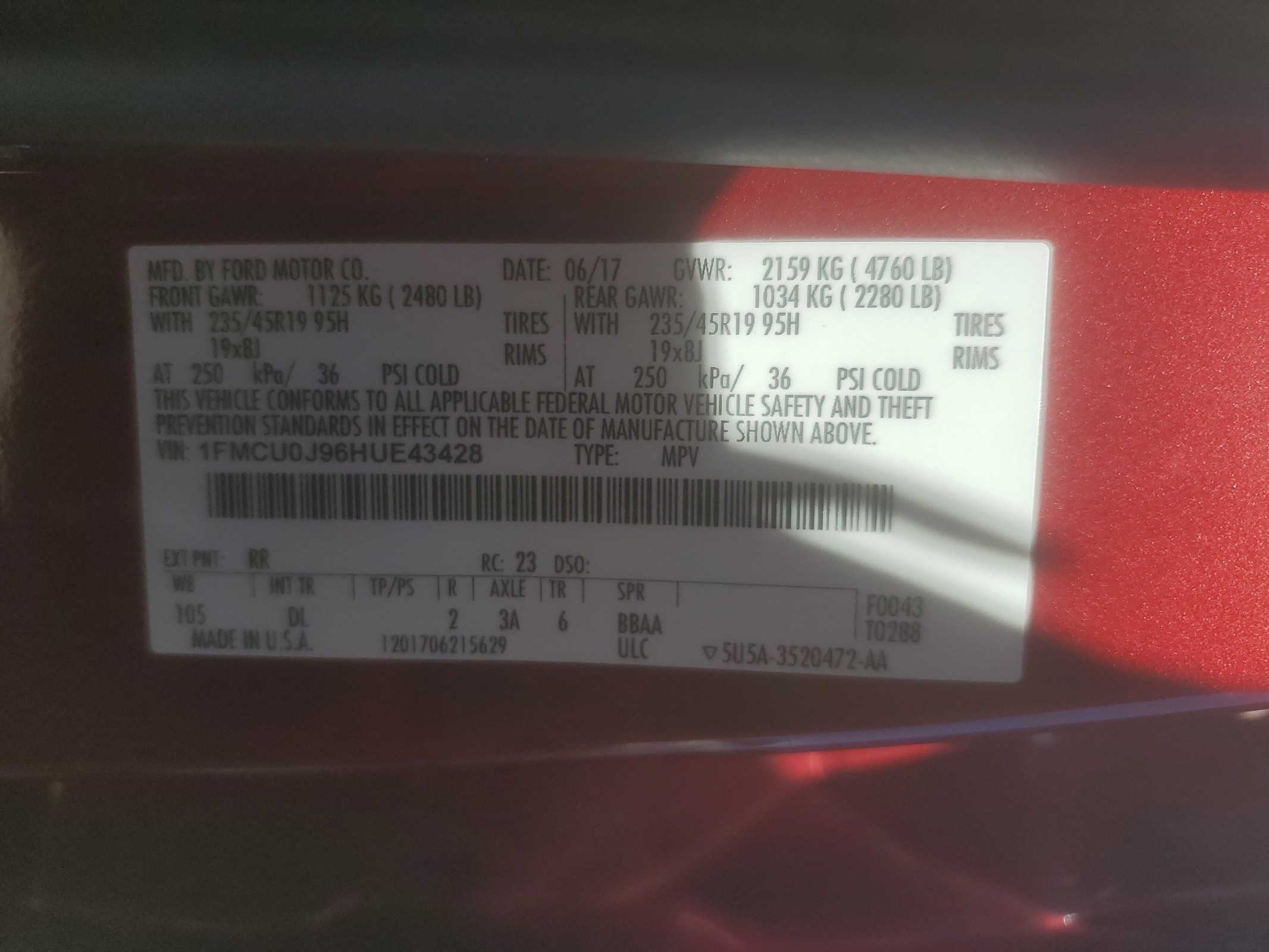 1FMCU0J96HUE43428 2017 Ford Escape Titanium