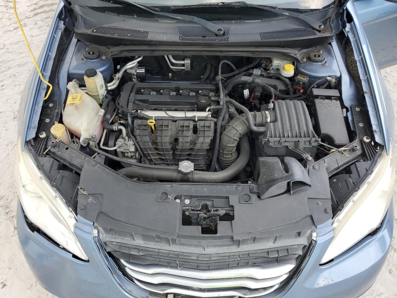 2011 Chrysler 200 Touring VIN: 1C3BC1FB2BN613326 Lot: 64017214