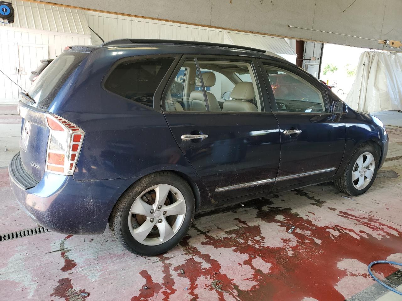 2007 Kia Rondo Lx VIN: KNAFG526177084493 Lot: 64652624
