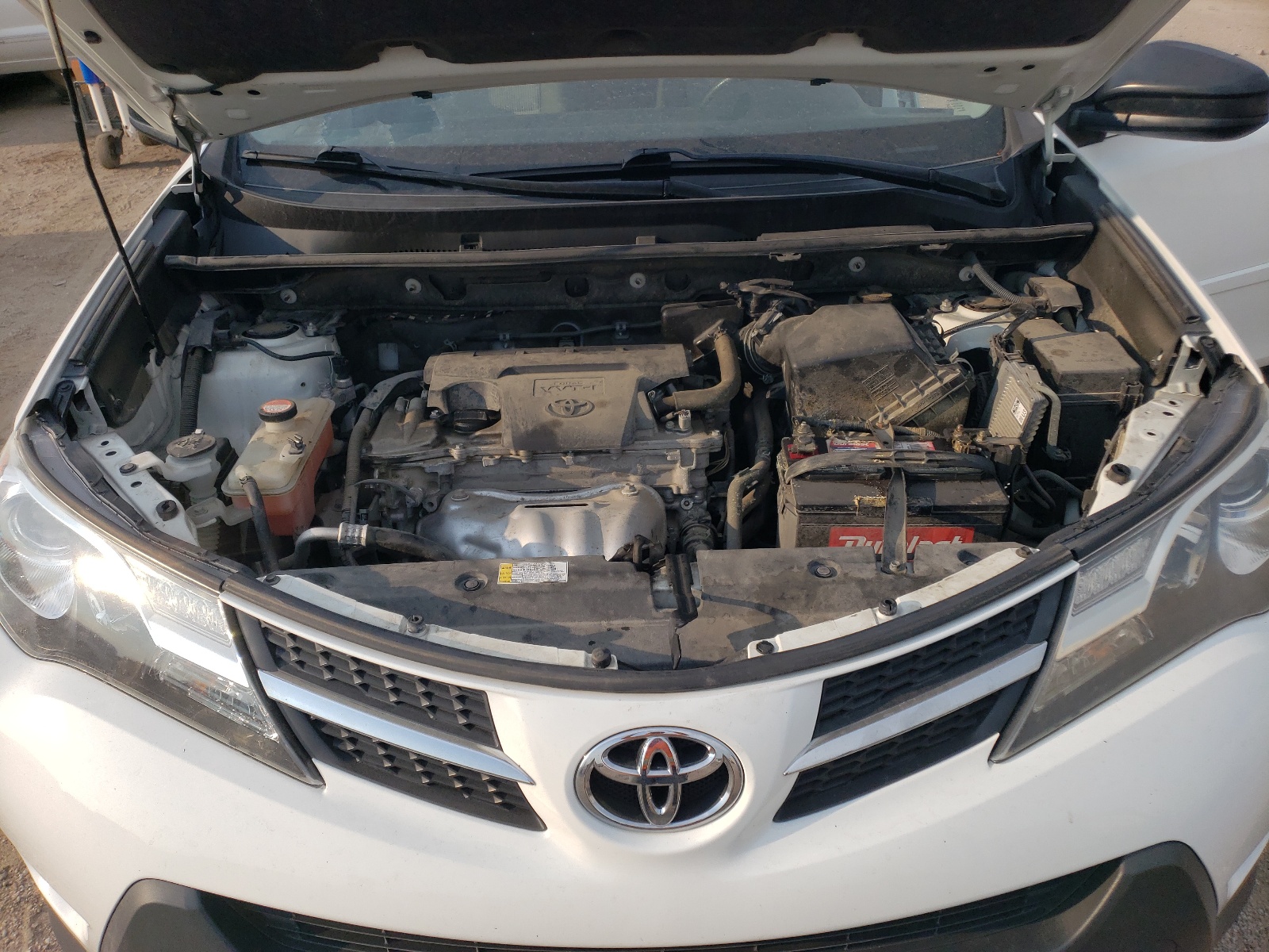 JTMZFREV0FJ055811 2015 Toyota Rav4 Le