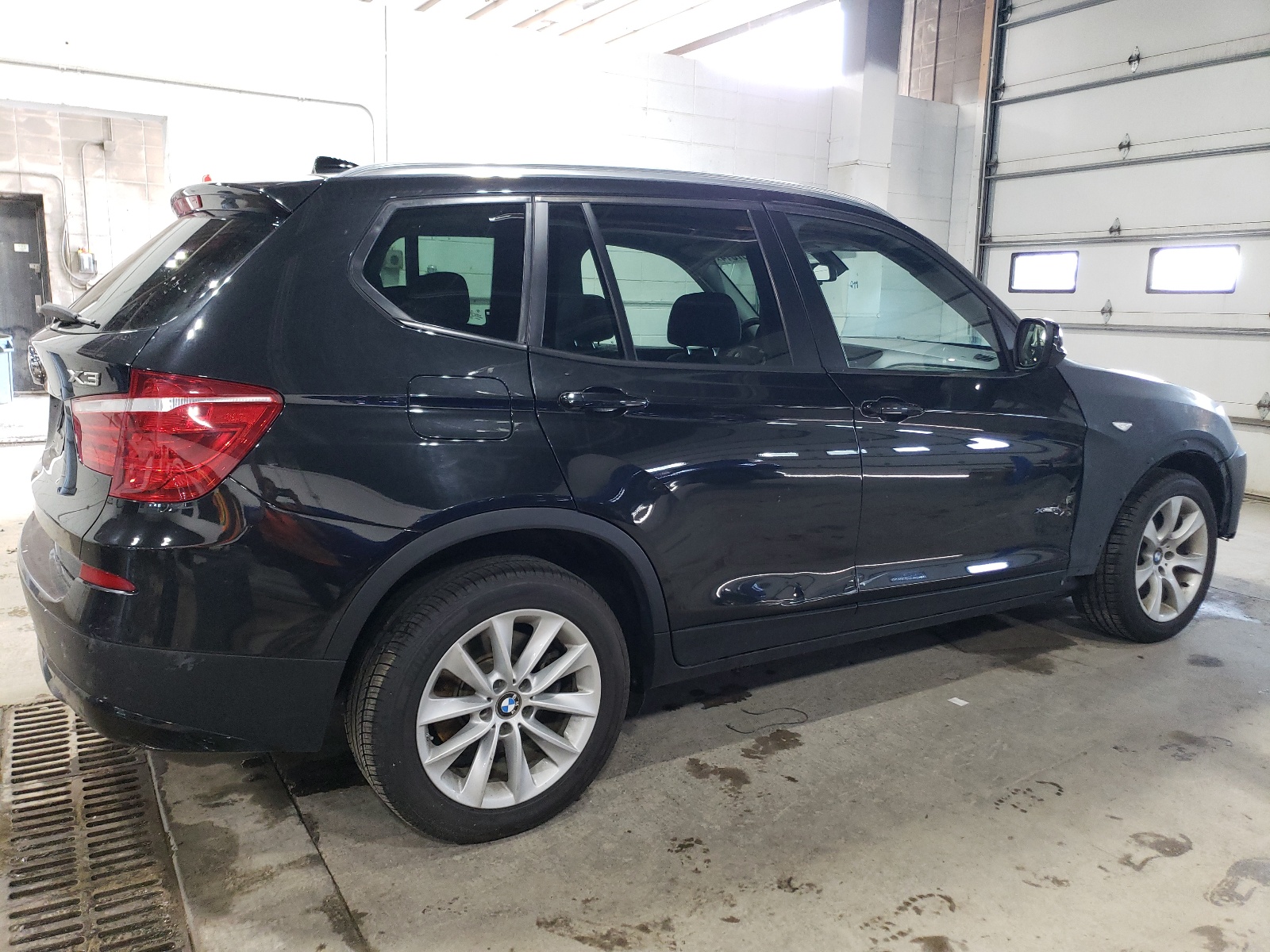 2014 BMW X3 xDrive28I vin: 5UXWX9C52E0D39823