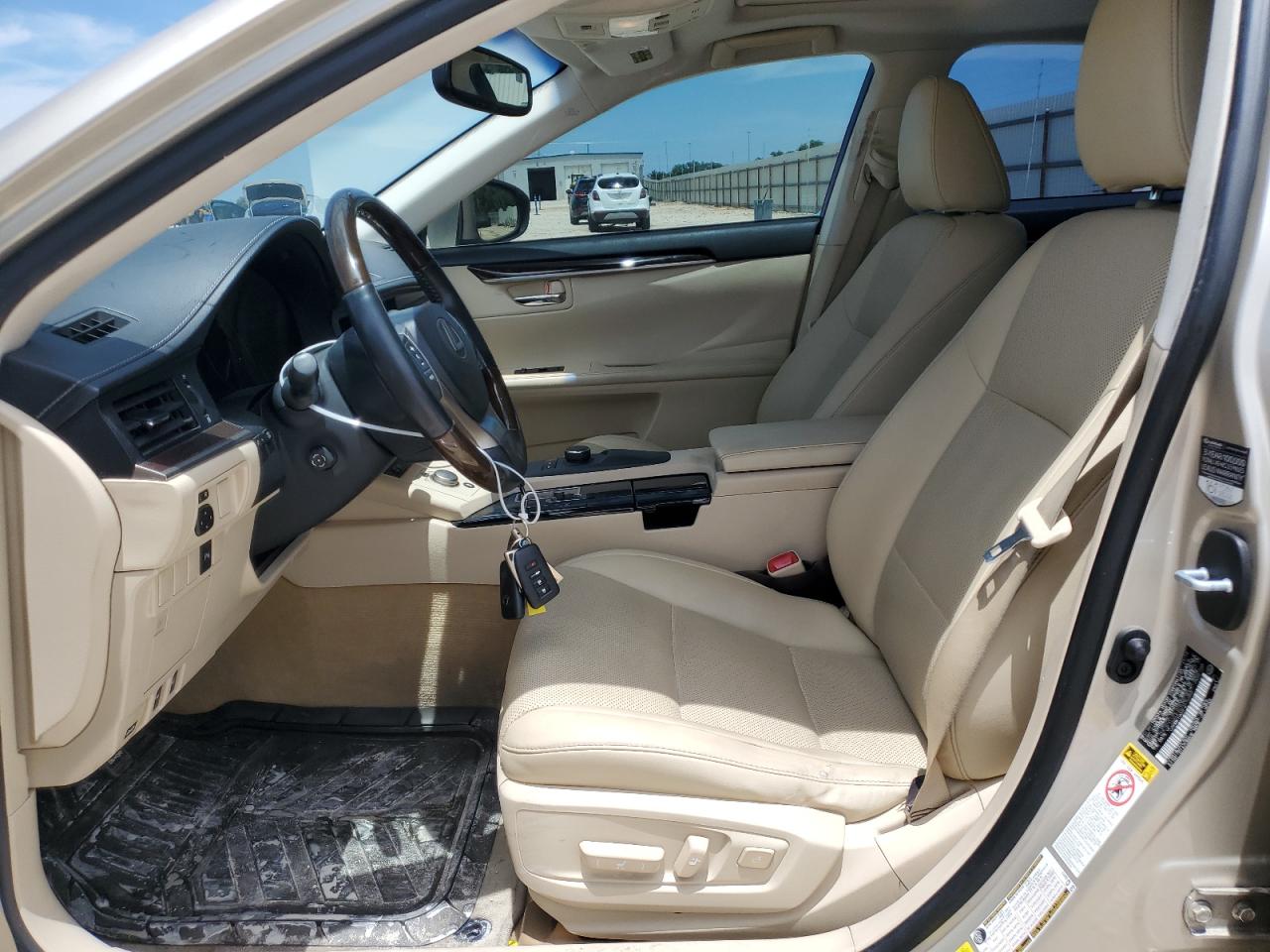 2015 Lexus Es 350 VIN: JTHBK1GG7F2172355 Lot: 61691964