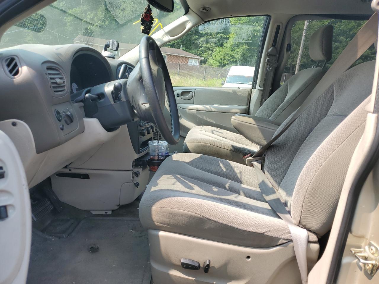 2005 Dodge Grand Caravan Se VIN: 2D4GP24R65R145560 Lot: 64779764