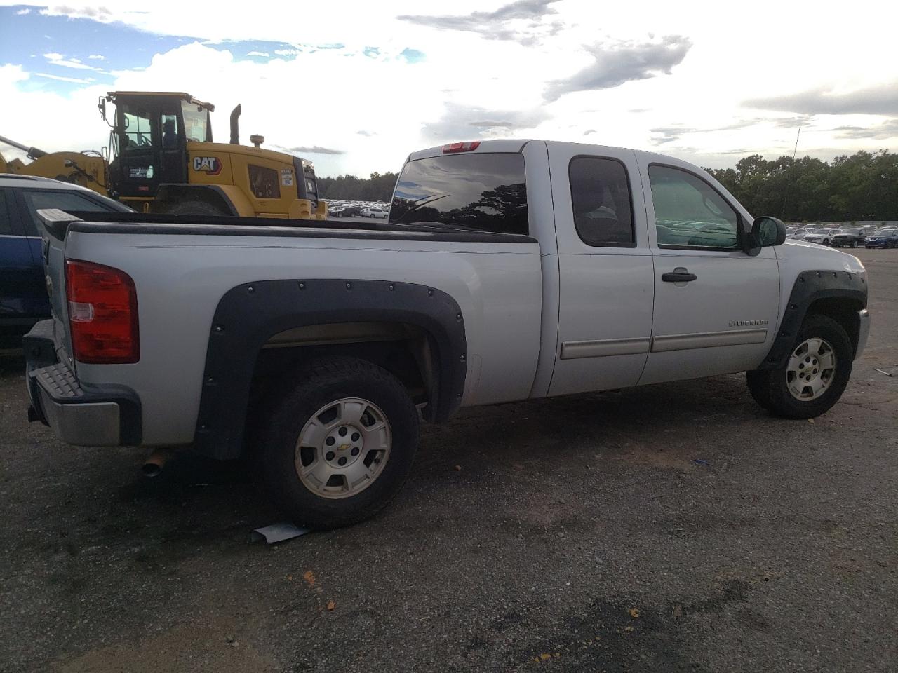 1GCRCSE03CZ288888 2012 Chevrolet Silverado C1500 Lt