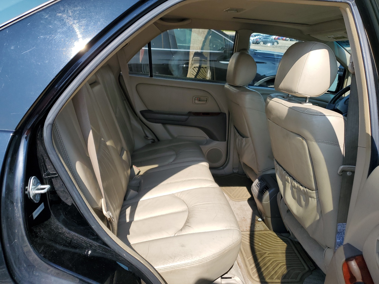 JT6HF10U3Y0131176 2000 Lexus Rx 300