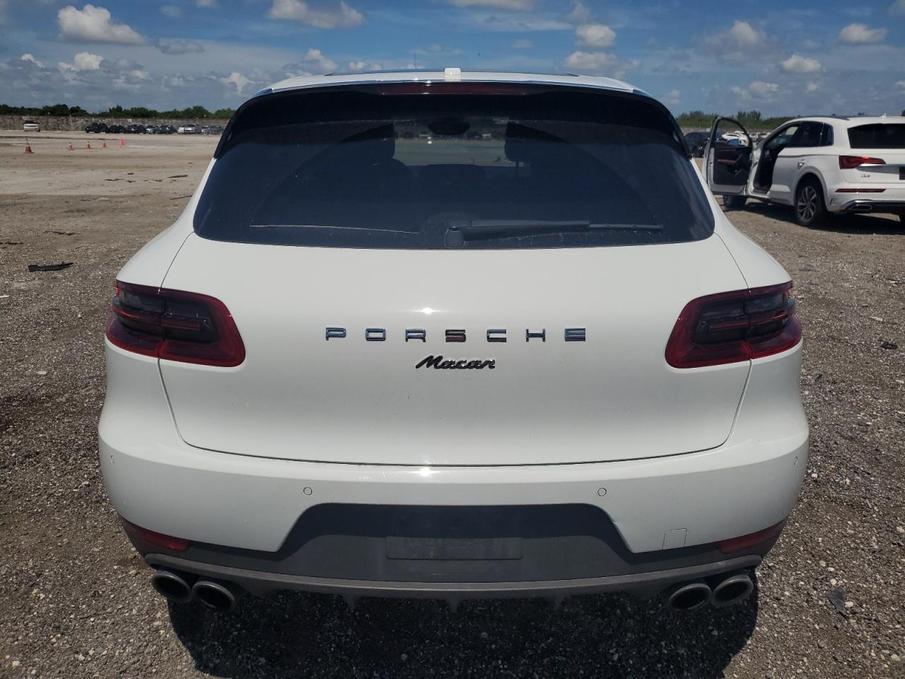 2018 Porsche Macan VIN: WP1AA2A58JLB19162 Lot: 64627214