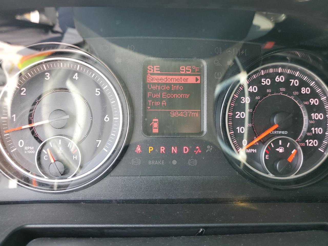 2021 RAM 1500 - Image 9