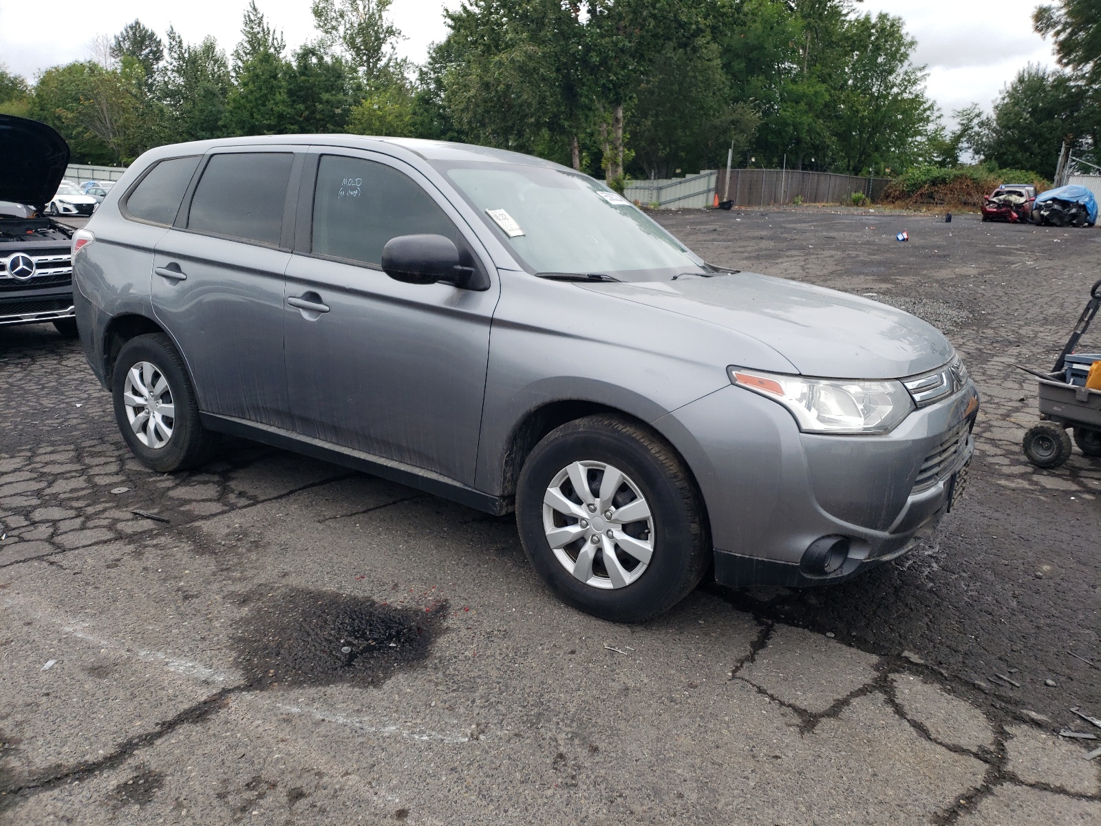 2014 Mitsubishi Outlander Es vin: JA4AD2A3XEZ015213