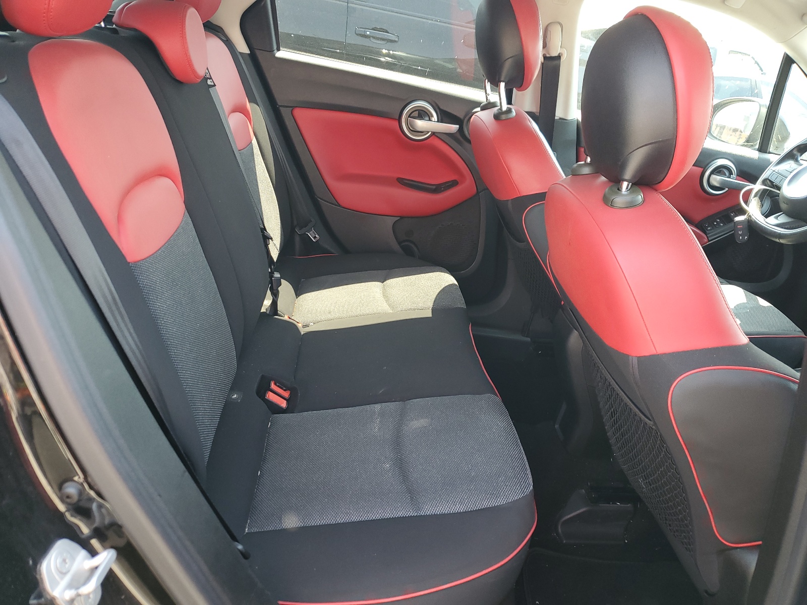 ZFBCFXBT0GP379002 2016 Fiat 500X Easy