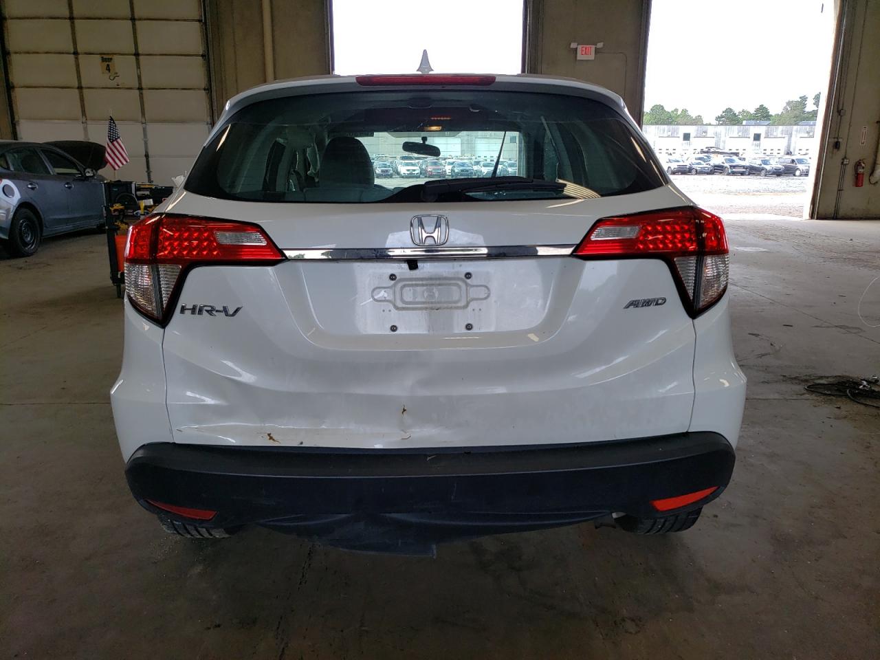 2022 Honda Hr-V Lx VIN: 3CZRU6H33NM722977 Lot: 64963204