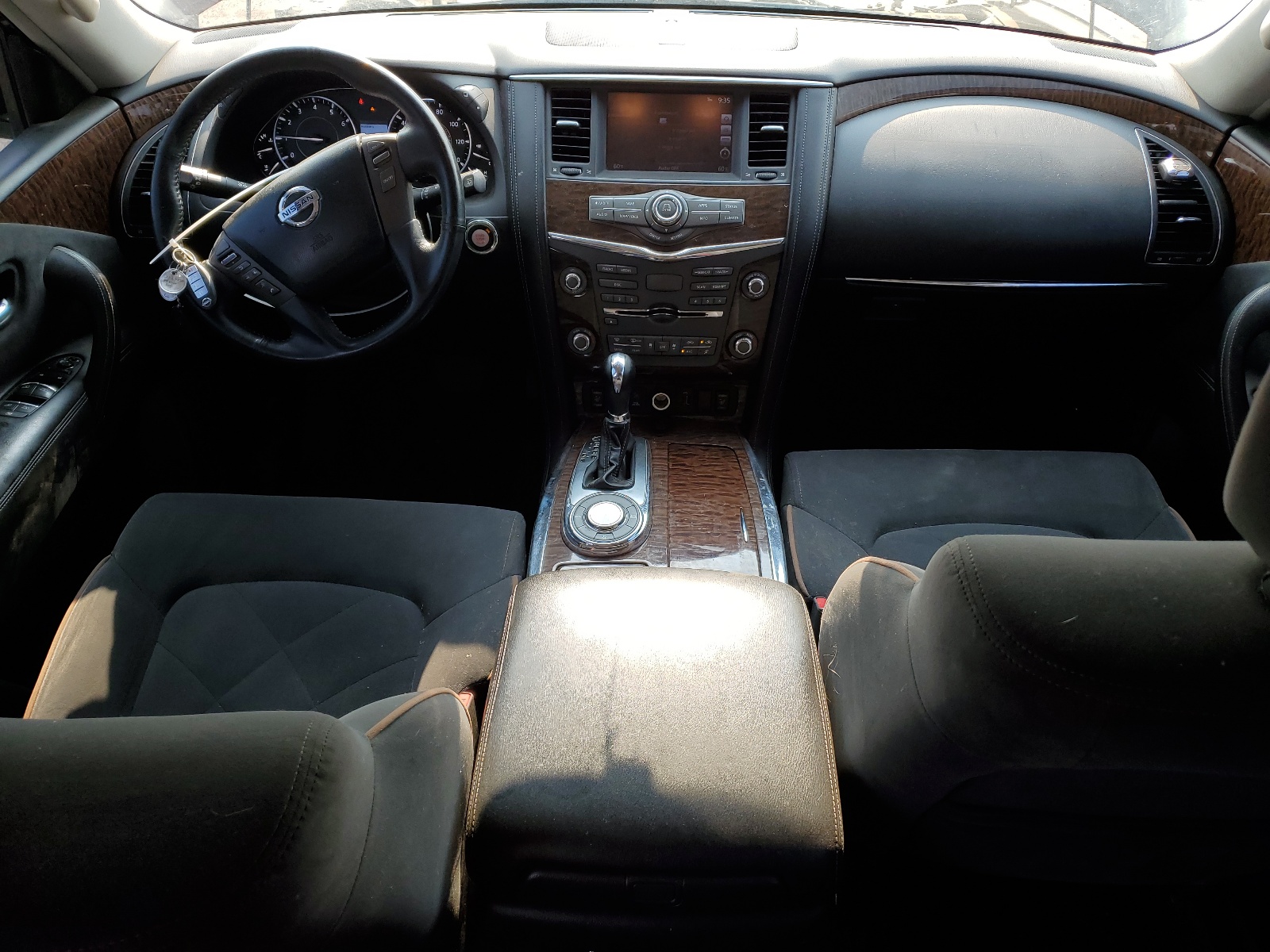 JN8AY2ND5JX000805 2018 Nissan Armada Sv