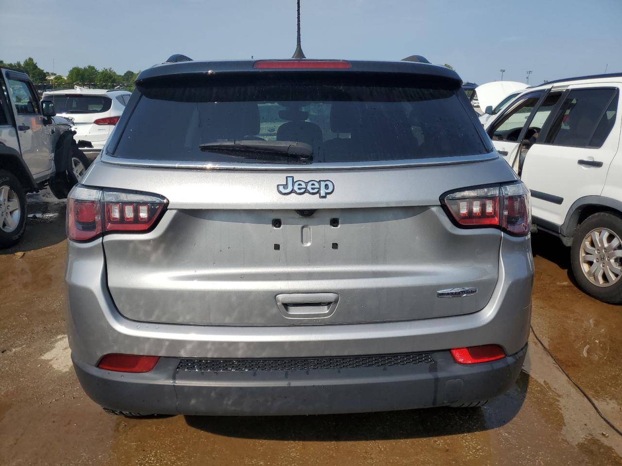 2019 Jeep Compass Latitude VIN: 3C4NJCBB6KT699692 Lot: 61856434