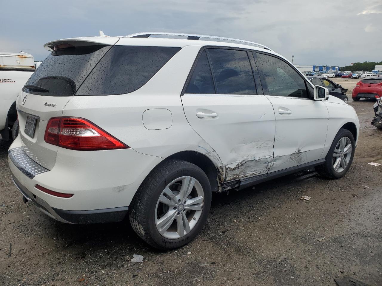 2015 Mercedes-Benz Ml 350 4Matic VIN: 4JGDA5HB7FA443407 Lot: 64663934