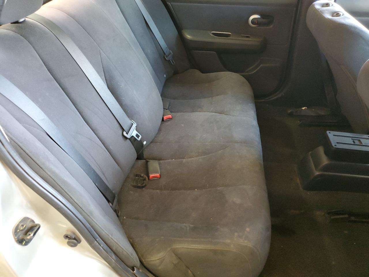 2008 Nissan Versa S VIN: 3N1BC11E18L386204 Lot: 62080404