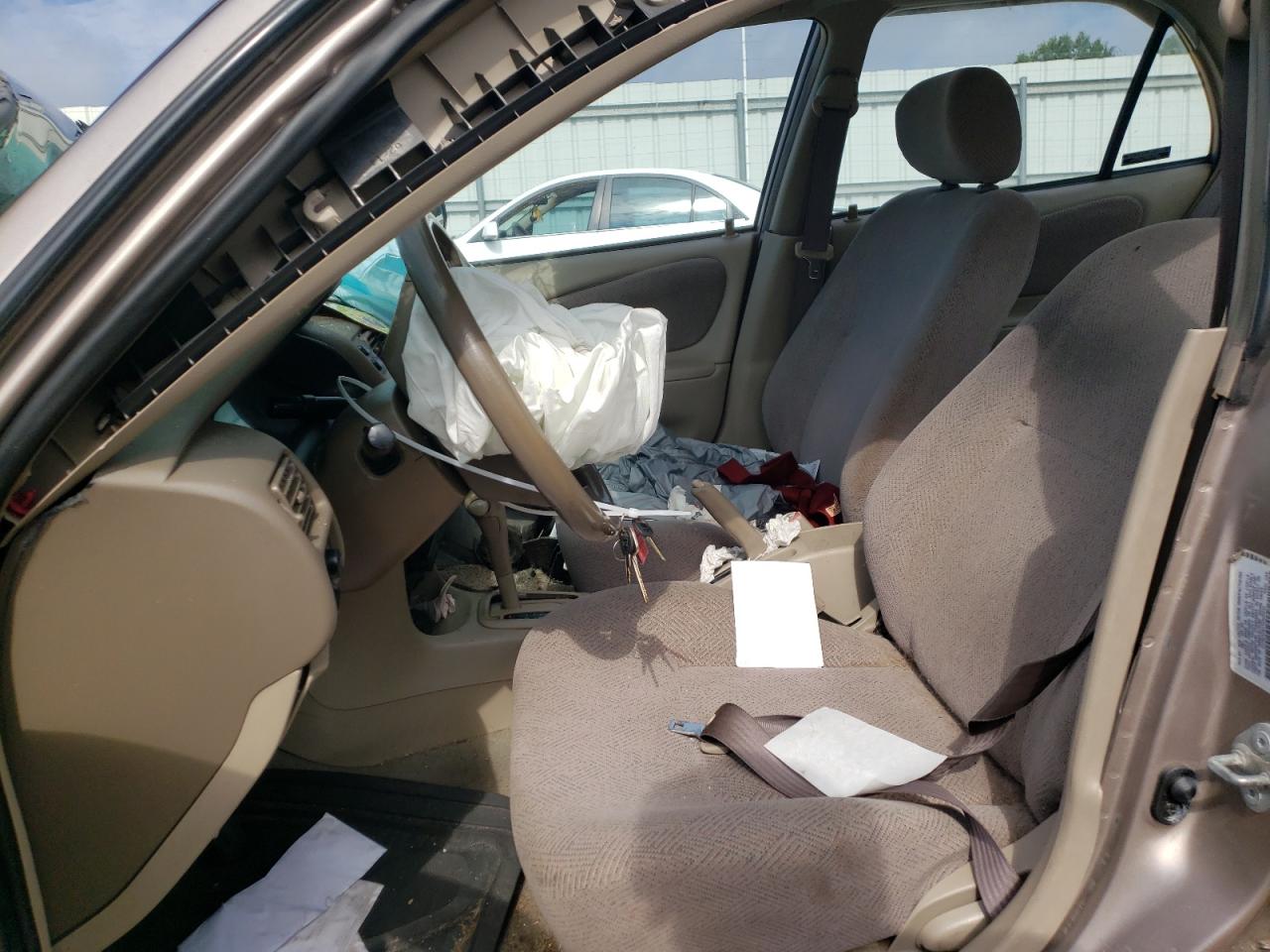 2000 Chevrolet Geo Prizm Base VIN: 1Y1SK5281YZ405516 Lot: 63596914