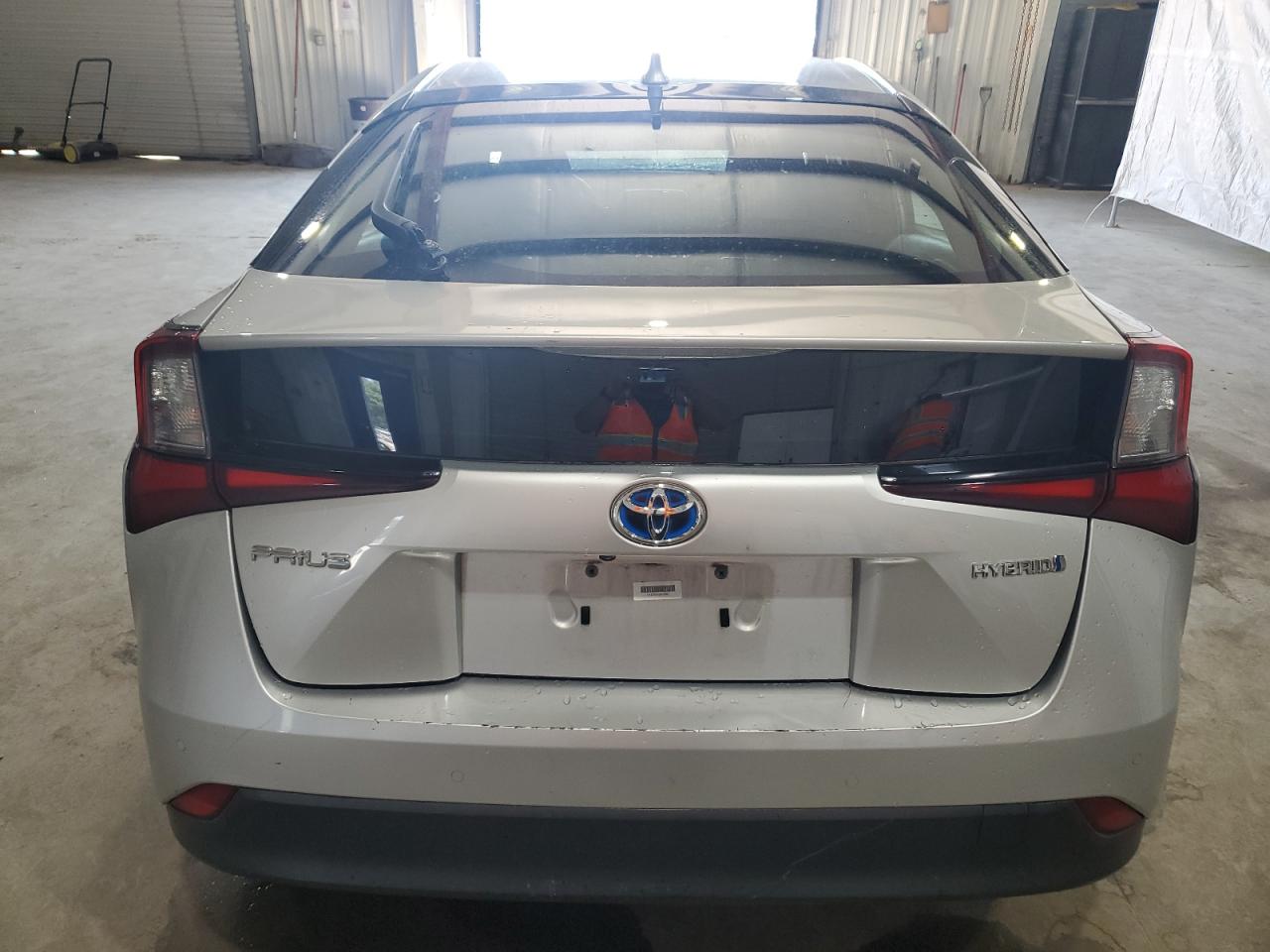 2020 Toyota Prius L VIN: JTDKARFU4L3107303 Lot: 65025454