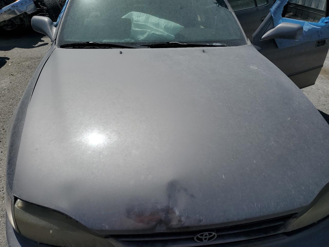 1995 Toyota Camry Le VIN: 4T1SK12EXSU572668 Lot: 56167334