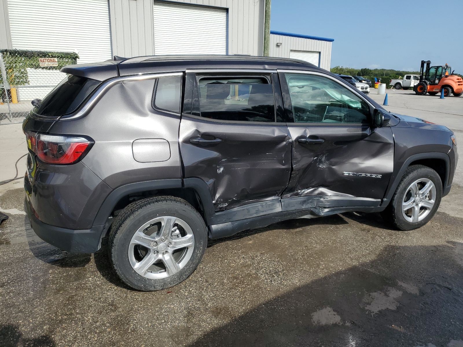 2024 Jeep Compass Latitude vin: 3C4NJDBN2RT606659