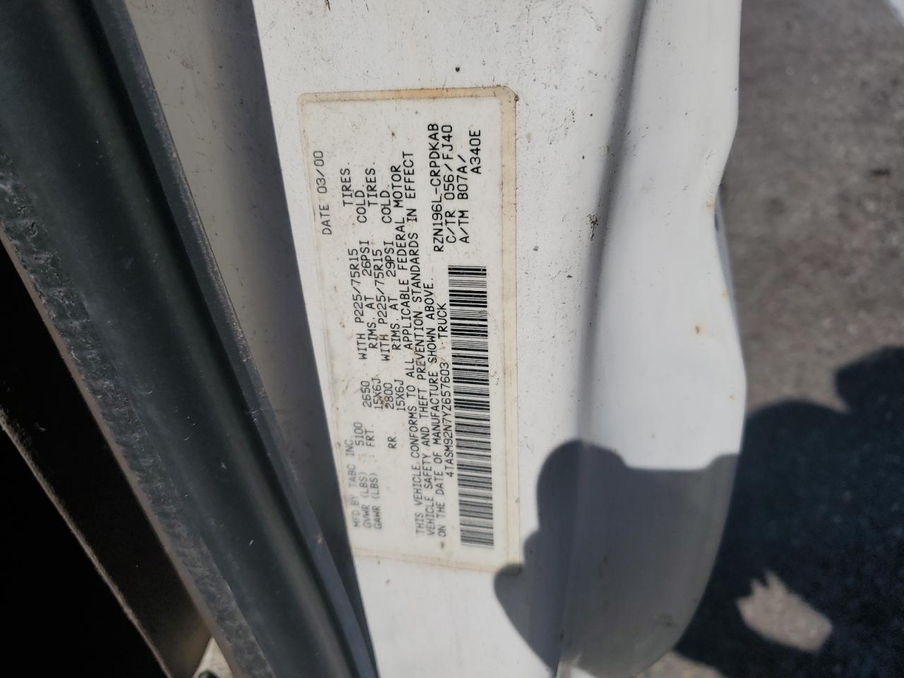 2000 Toyota Tacoma Xtracab Prerunner VIN: 4TASM92N7YZ657603 Lot: 64418144