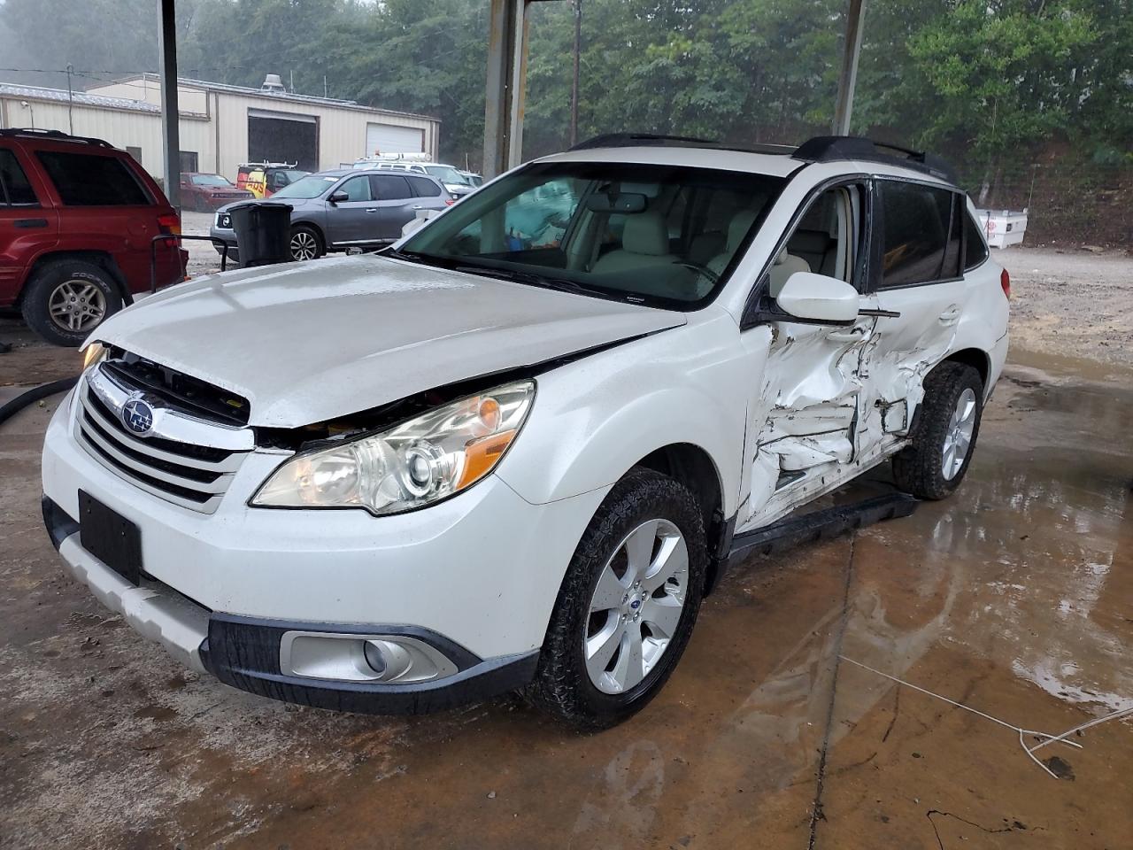 2012 Subaru Outback 2.5I Limited for Sale in Hueytown, AL - Side