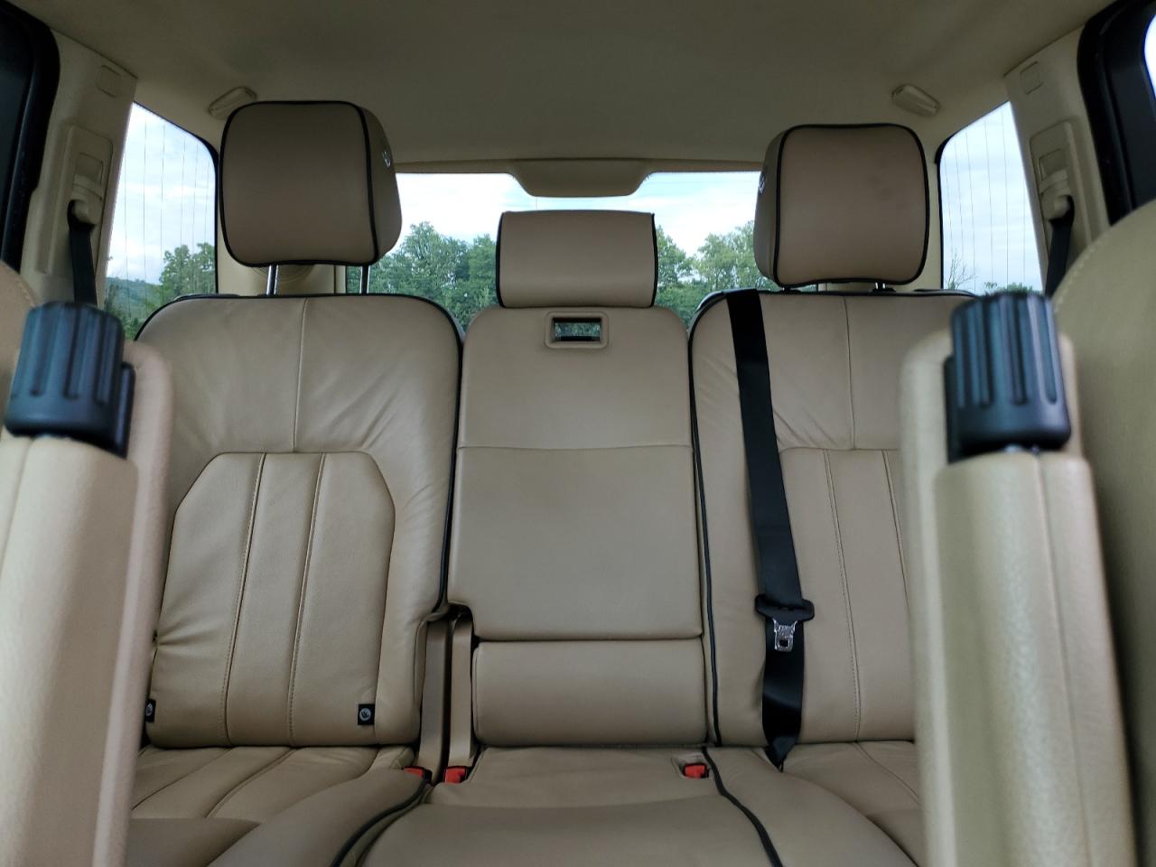 2011 Land Rover Range Rover Hse VIN: SALME1D4XBA330630 Lot: 65602074