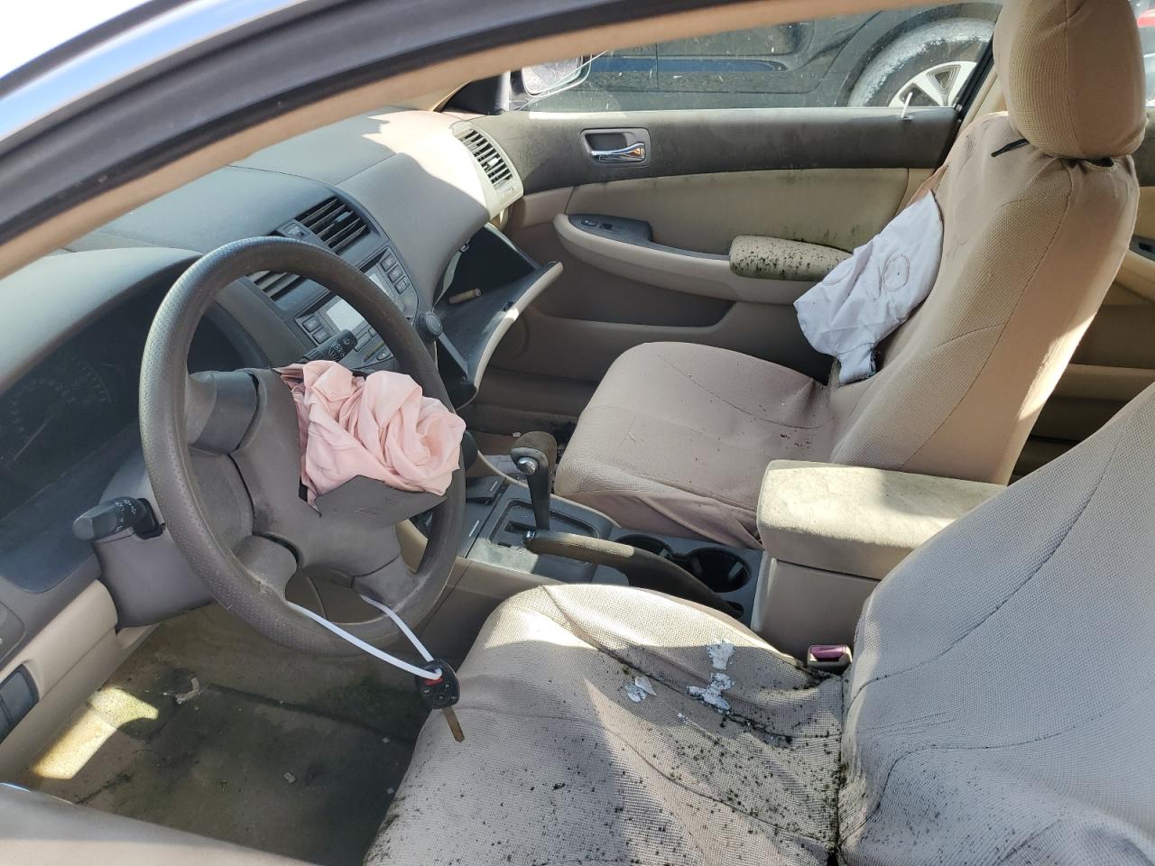 2005 Honda Accord Lx VIN: 3HGCM56405G712196 Lot: 64205704