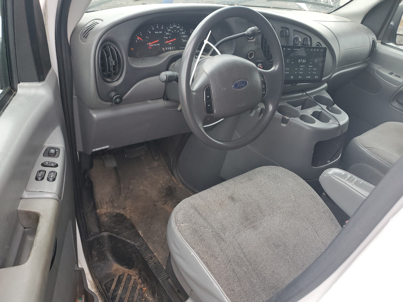 1FTSE34P24HA65636 2004 Ford Econoline E350 Super Duty Van