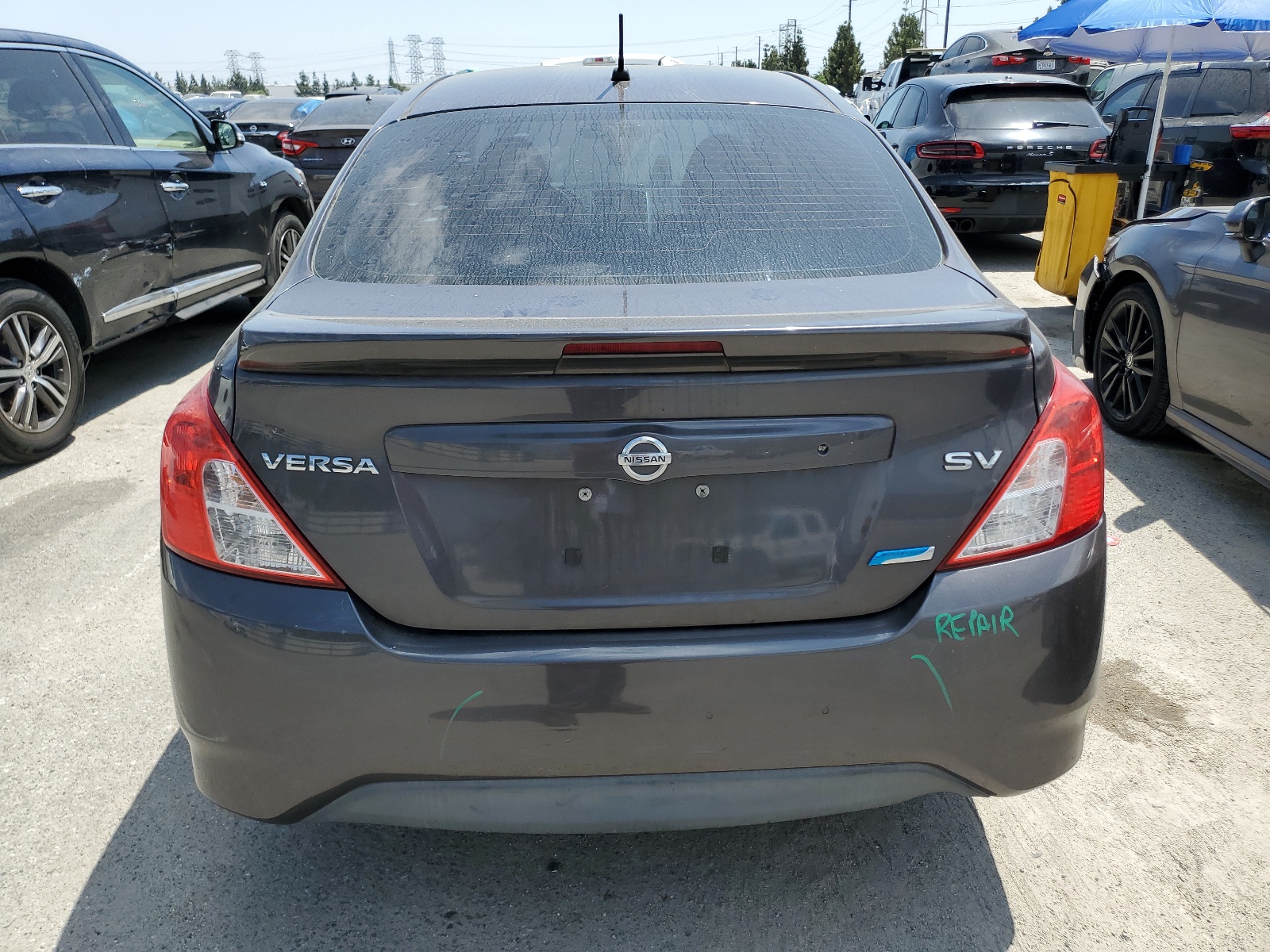 2015 Nissan Versa S vin: 3N1CN7AP1FL808469