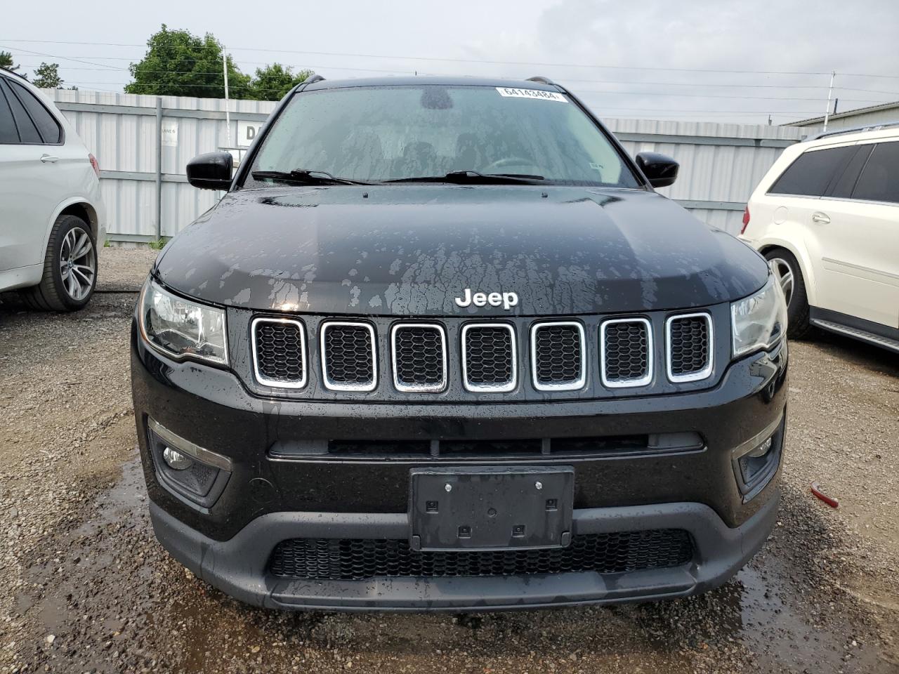 2018 Jeep Compass Latitude VIN: 3C4NJDBB3JT128049 Lot: 64143484