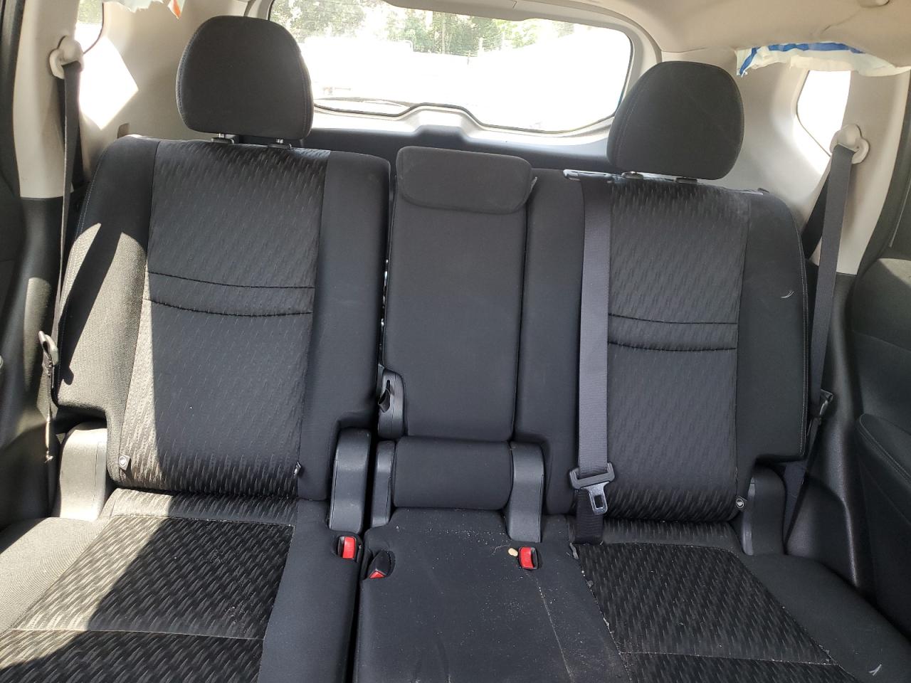 2017 Nissan Rogue S VIN: KNMAT2MV2HP602222 Lot: 64486814