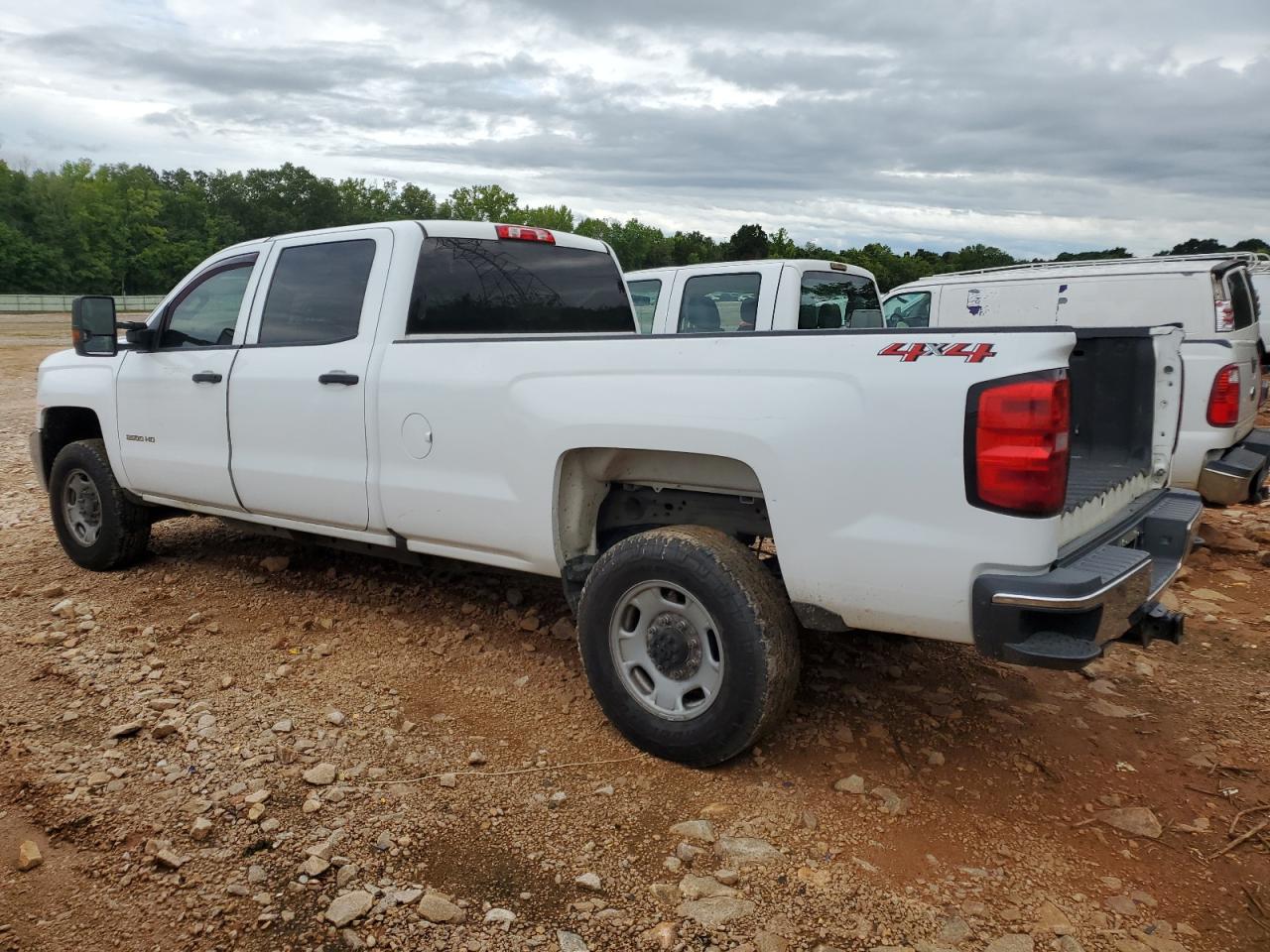 2018 Chevrolet Silverado K2500 Heavy Duty VIN: 1GC1KUEY0JF213288 Lot: 65734844