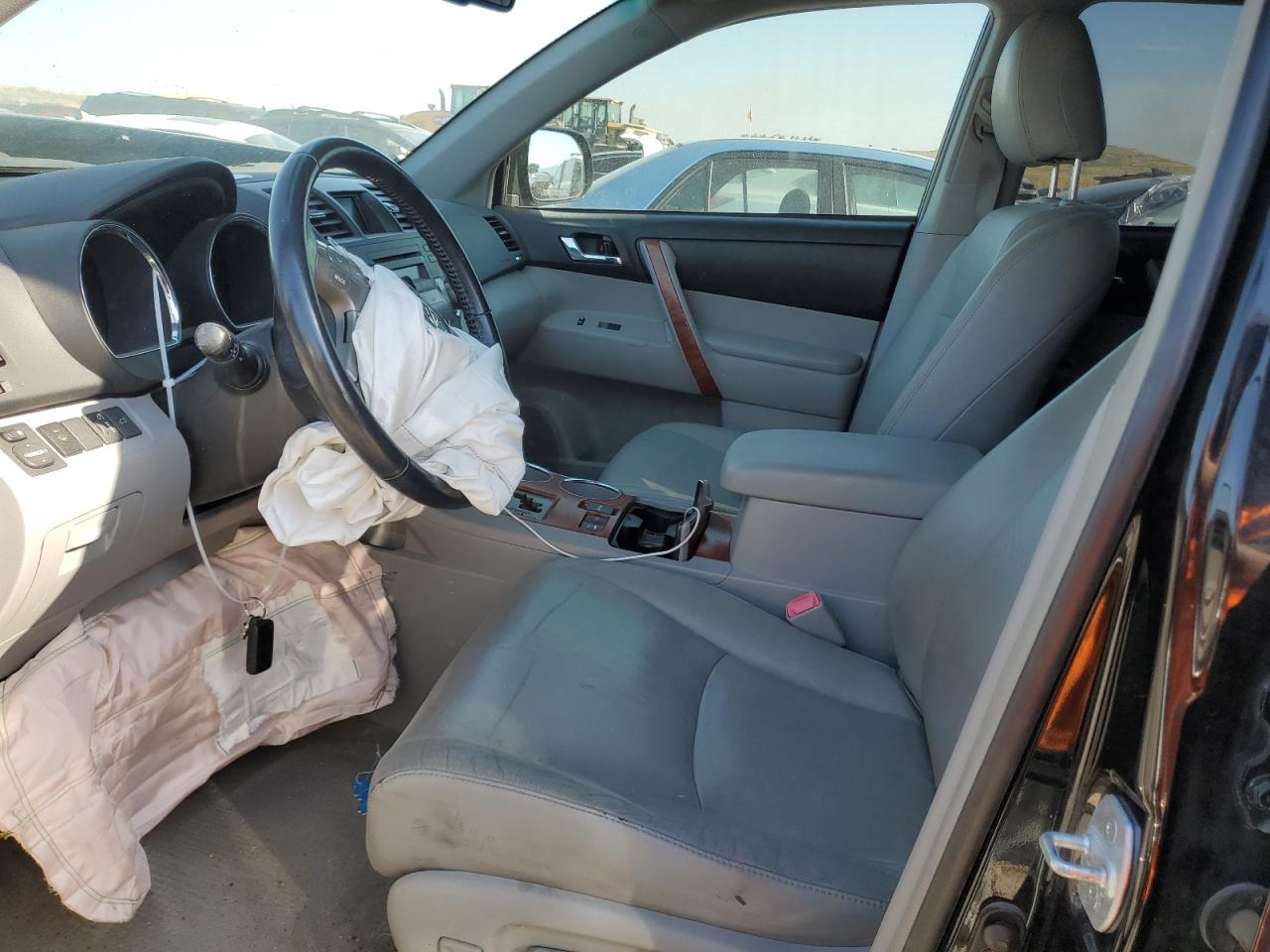 2008 Toyota Highlander Limited VIN: JTEES42A582095373 Lot: 63781744