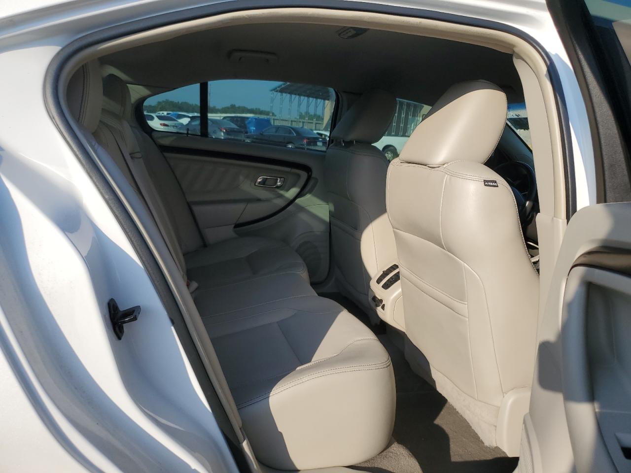 2010 Ford Taurus Limited VIN: 1FAHP2FW2AG105708 Lot: 59964544