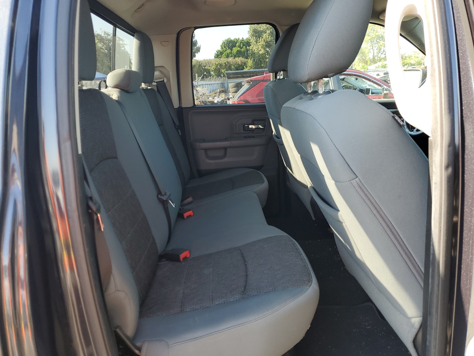 1C6RR7GG2DS705117 2013 Ram 1500 Slt