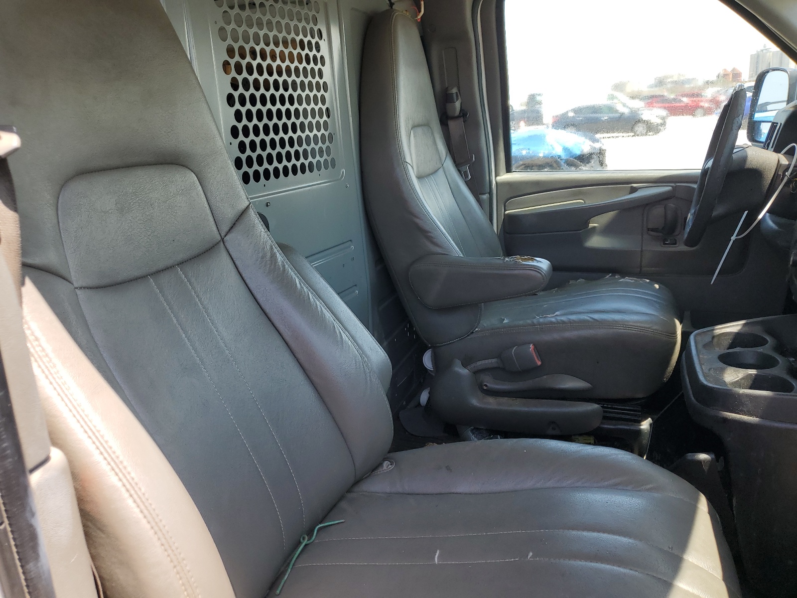 1GCSGAFX2D1174022 2013 Chevrolet Express G1500